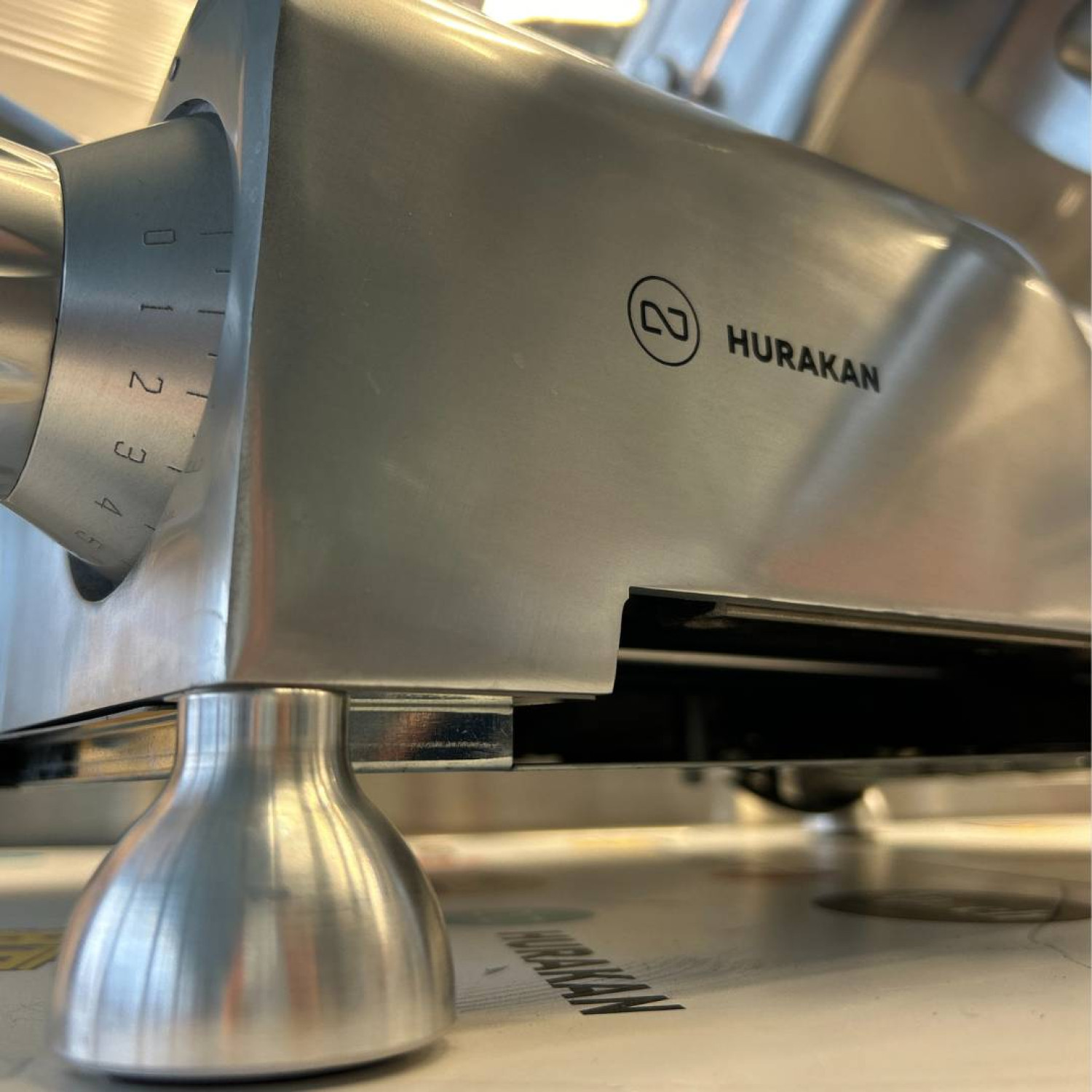 СЛАЙСЕР HURAKAN HKN-HM300L. 300 ММ