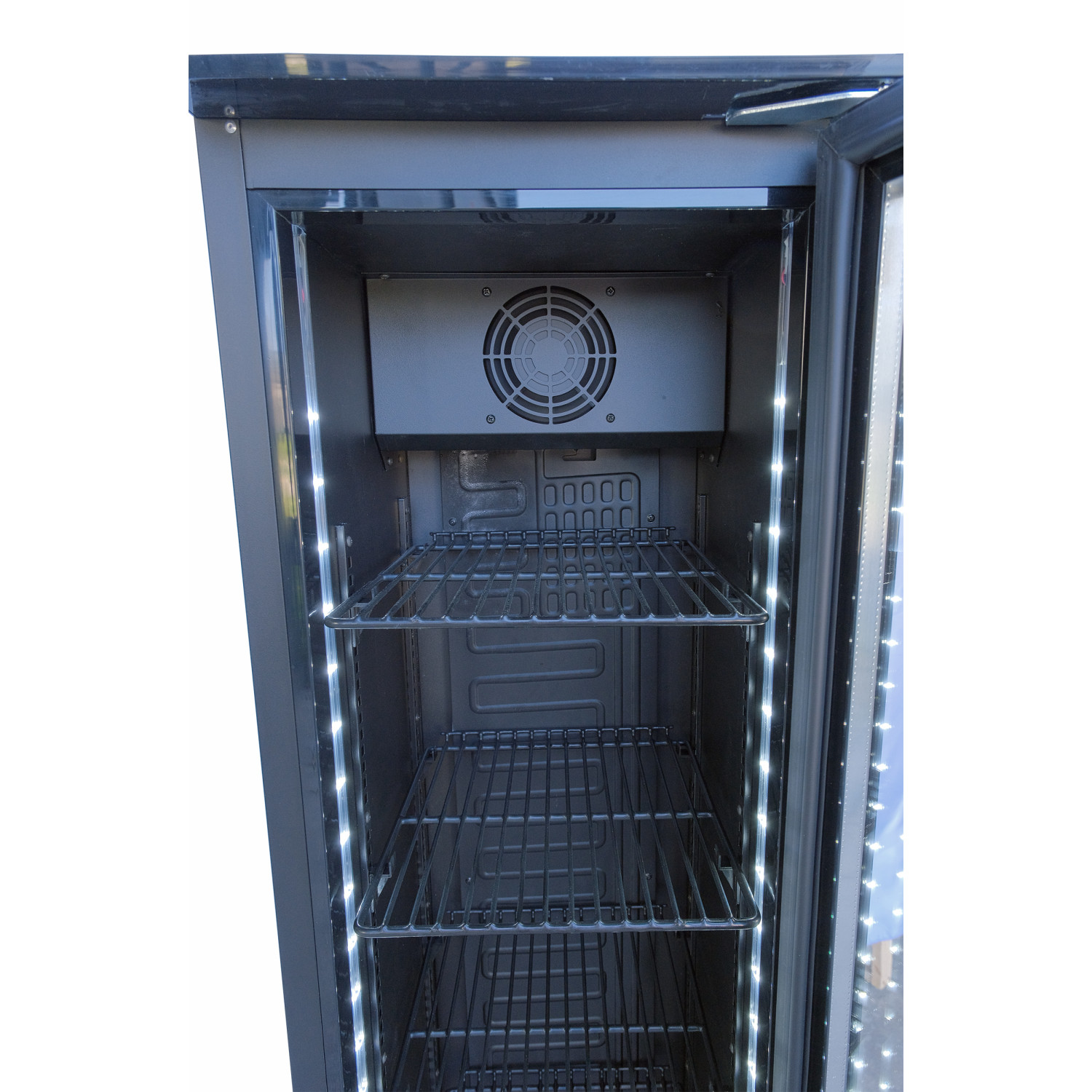 Шафа холодильна для напоїв GoodFood BC160BB2LED чорна-чорна